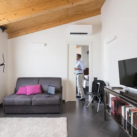 Foyer Rooms & Suites Affittacamere Cagliari Exterior photo
