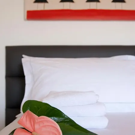 Foyer Rooms & Suites Affittacamere Cagliari Exterior photo