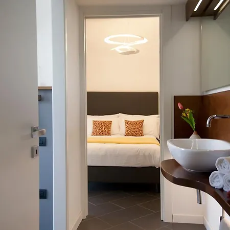 Foyer Rooms & Suites Affittacamere Cagliari Exterior photo